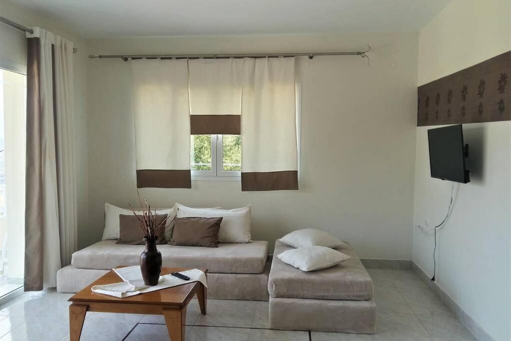 Sea And Mountains View Apartment 아르고스톨리온 외부 사진